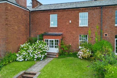 4 bedroom terraced house to rent, Rougemont Court, Farmhouse Rise