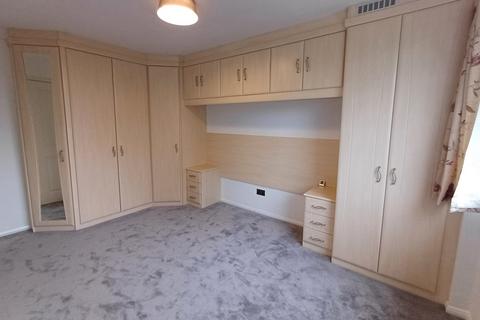 2 bedroom apartment to rent, Lindsay Road, Bournemouth