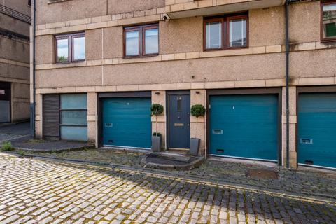 2 bedroom flat to rent, West Silvermills Lane, Stockbridge, Edinburgh, EH3