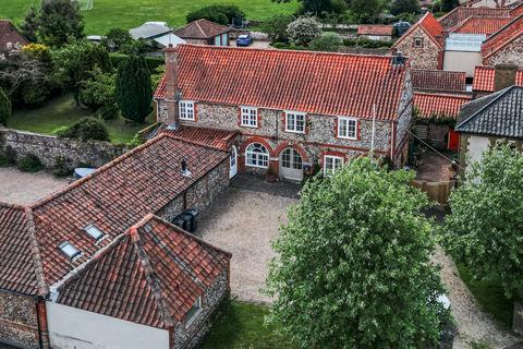 3 bedroom cottage for sale, Burnham Market