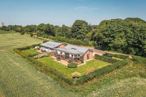 3 bedroom barn conversion for sale, Ingham