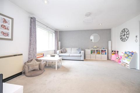 144 Dyke Drive, Orpington, BR5 4LZ