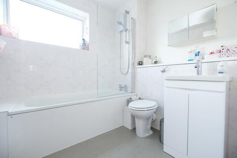 144 Dyke Drive, Orpington, BR5 4LZ