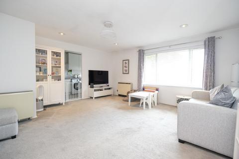 144 Dyke Drive, Orpington, BR5 4LZ