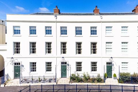 14 Gwarak Riel, Truro, TR1 1FB