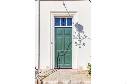 14 Gwarak Riel, Truro, TR1 1FB