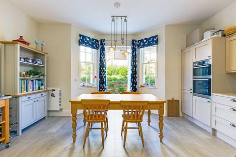 14 Gwarak Riel, Truro, TR1 1FB