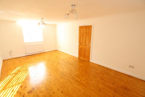 3 bedroom cottage to rent, Church Road, Liverpool L26