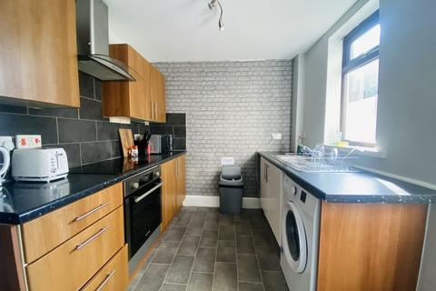 2 bedroom terraced house to rent, Lampeter Road, Liverpool L6