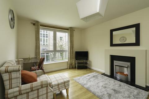 2 bedroom apartment to rent, South College Street, Aberdeen