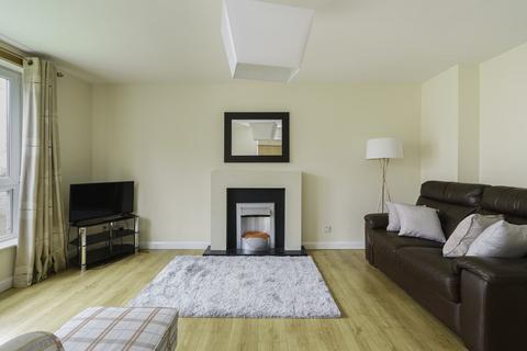 2 bedroom apartment to rent, South College Street, Aberdeen