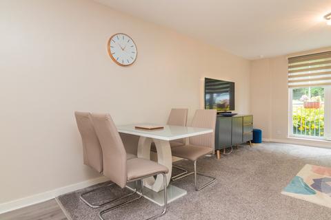 3 bedroom apartment to rent, Canniesburn Drive, Bearsden