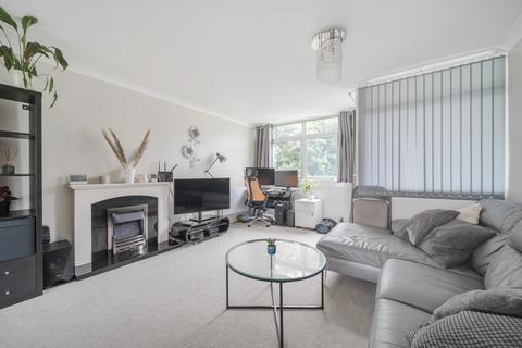 2 bedroom apartment for sale, Park View Court, Woking, GU22