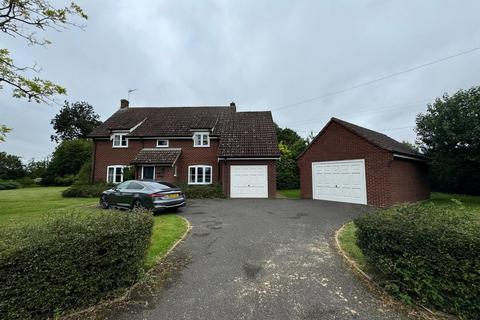 4 bedroom detached house to rent, Daisy Green, Great Ashfield, Bury St. Edmunds