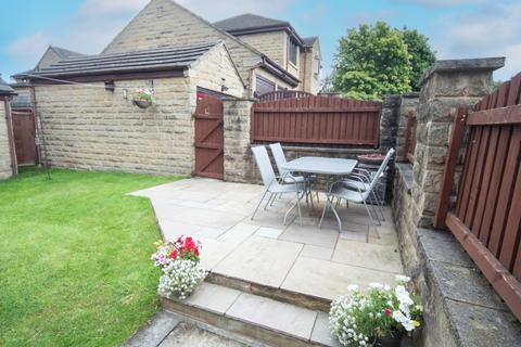 5 Bracken Close, Mirfield, WF14 0HA