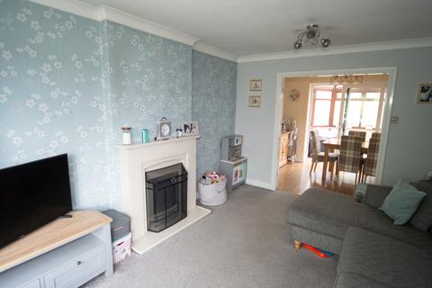 5 Bracken Close, Mirfield, WF14 0HA