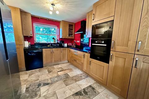 4 bedroom detached house for sale, East Side, Hutton Rudby, Yarm, North Yorkshire