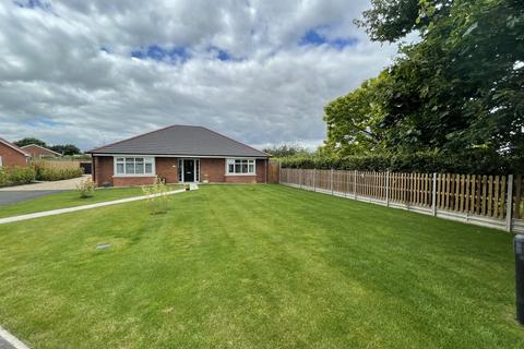 3 bedroom detached bungalow for sale, The Paddock, Cowbit