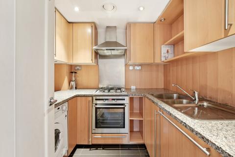 2 bedroom flat to rent, Coleridge Gardens, Chelsea, London