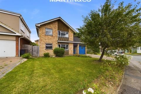 4 bedroom detached house for sale, Starmead Drive, Wokingham