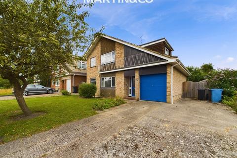 4 bedroom detached house for sale, Starmead Drive, Wokingham