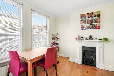 3 bedroom maisonette to rent, Grove Terrace, London