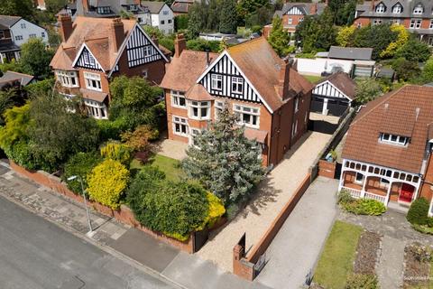 6 bedroom detached house for sale, Clinton Road, Penarth