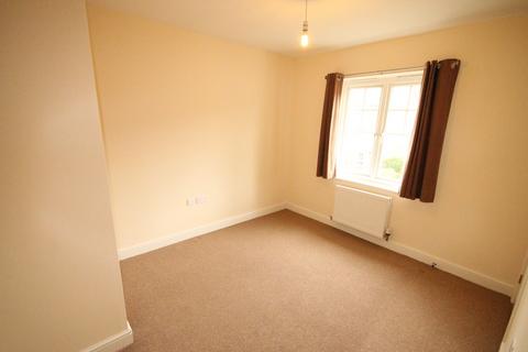 2 bedroom coach house to rent, Grenadier Walk, Chorley PR7