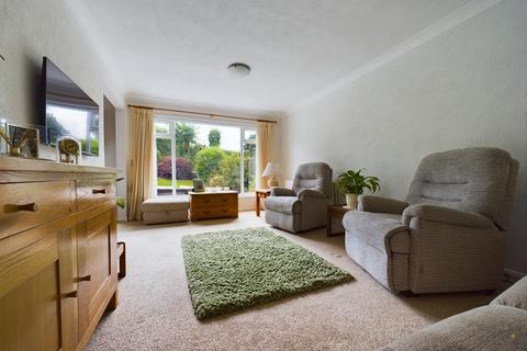 3 bedroom detached bungalow for sale, Field Close, Burton-on-Trent