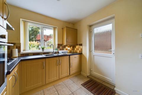 3 Denton Road, Burton-on-trent, DE13 0PZ
