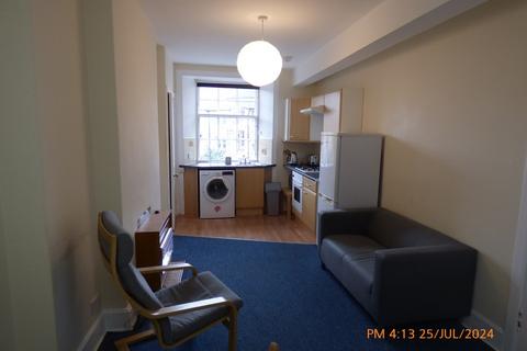 1 bedroom flat to rent, Flat 2F1, 4 Boroughloch Square