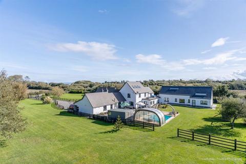 7 bedroom house for sale, Sutton Farm, Fort Road, Penarth, The Vale of Glamorgan CF64 5UL