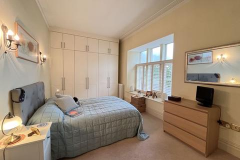2 bedroom apartment for sale, 1 The Manor, Pontyclun