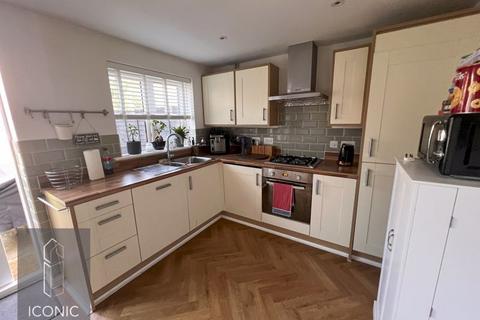 3 bedroom semi-detached house for sale, Red Admiral Close, Costessey, Norwich