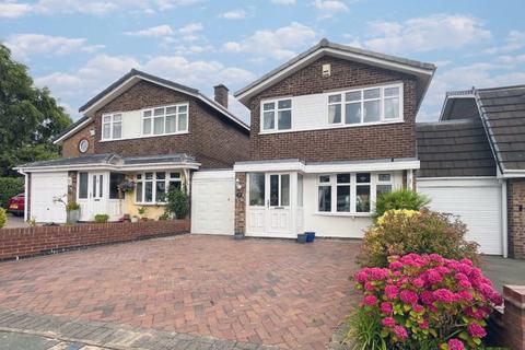 3 bedroom detached house for sale, Mowbray Croft, Burntwood, WS7 1QB