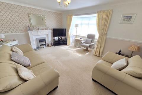 3 bedroom detached house for sale, Oatfield Close, Fallowfield Estate, Ashington