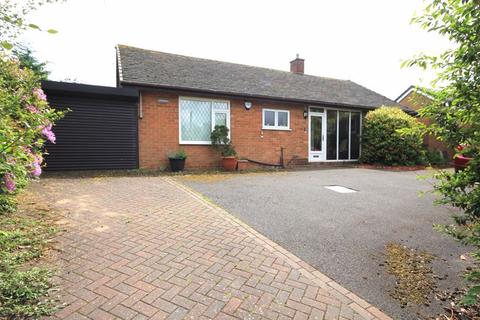 3 bedroom bungalow for sale, Alkington Road, Whitchurch