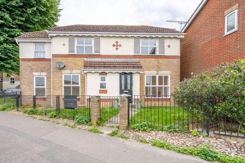 3 bedroom detached house for sale, Spitalfield Lane, Chichester