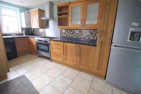 4 bedroom terraced house for sale, Glebe Street, Walsall