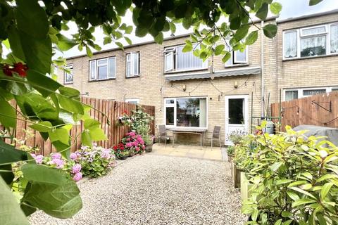 26 Bentley Grove, Calne, SN11 8EJ