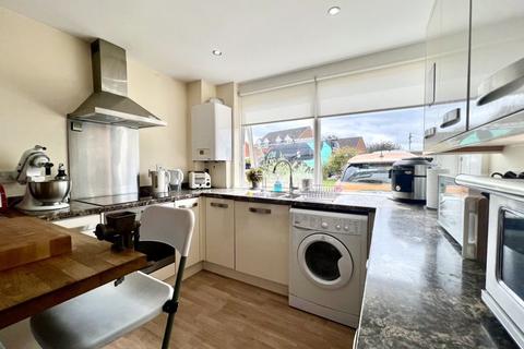 26 Bentley Grove, Calne, SN11 8EJ