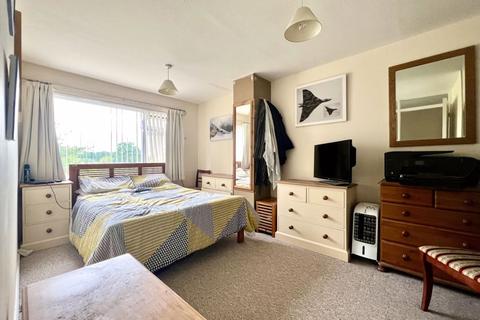 26 Bentley Grove, Calne, SN11 8EJ