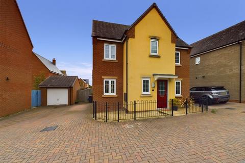 3 bedroom detached house for sale, Crystal Drive, Telford TF4