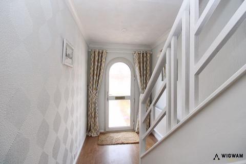 3 bedroom semi-detached house for sale, Ulverston Road, Hull, HU4