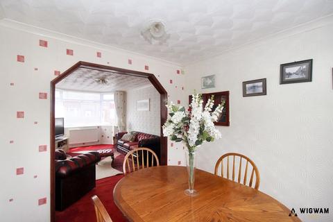 3 bedroom semi-detached house for sale, Ulverston Road, Hull, HU4