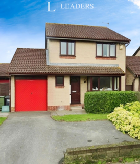 3 bedroom detached house to rent, North End Road, Yatton