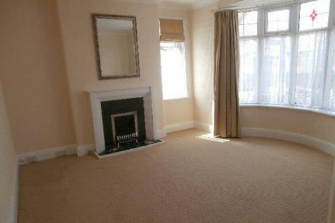 3 bedroom bungalow to rent, Friar Way, Boston