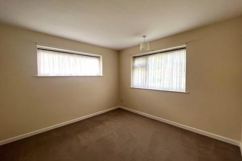 2 bedroom apartment to rent, Arnold Road, Clacton-on-Sea