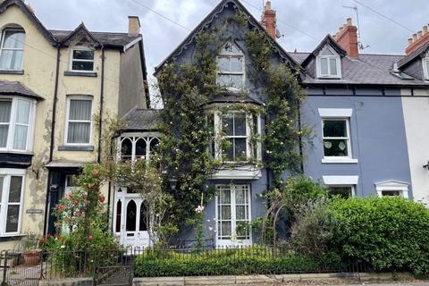 4 bedroom house for sale, Berwyn Street, Llangollen