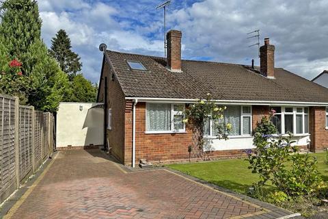 2 bedroom semi-detached bungalow for sale, Norton Close, PENN